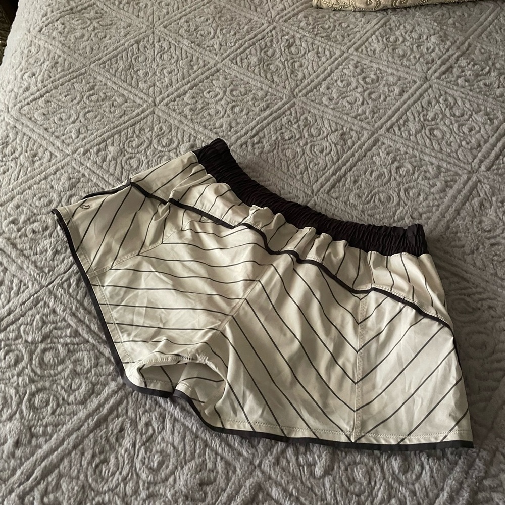 Excellent condition and clean - Picture 4 of 9
